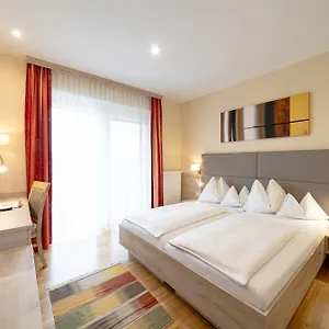 https://hotel-restaurant-schachenwald.graz-austria-hotels.com